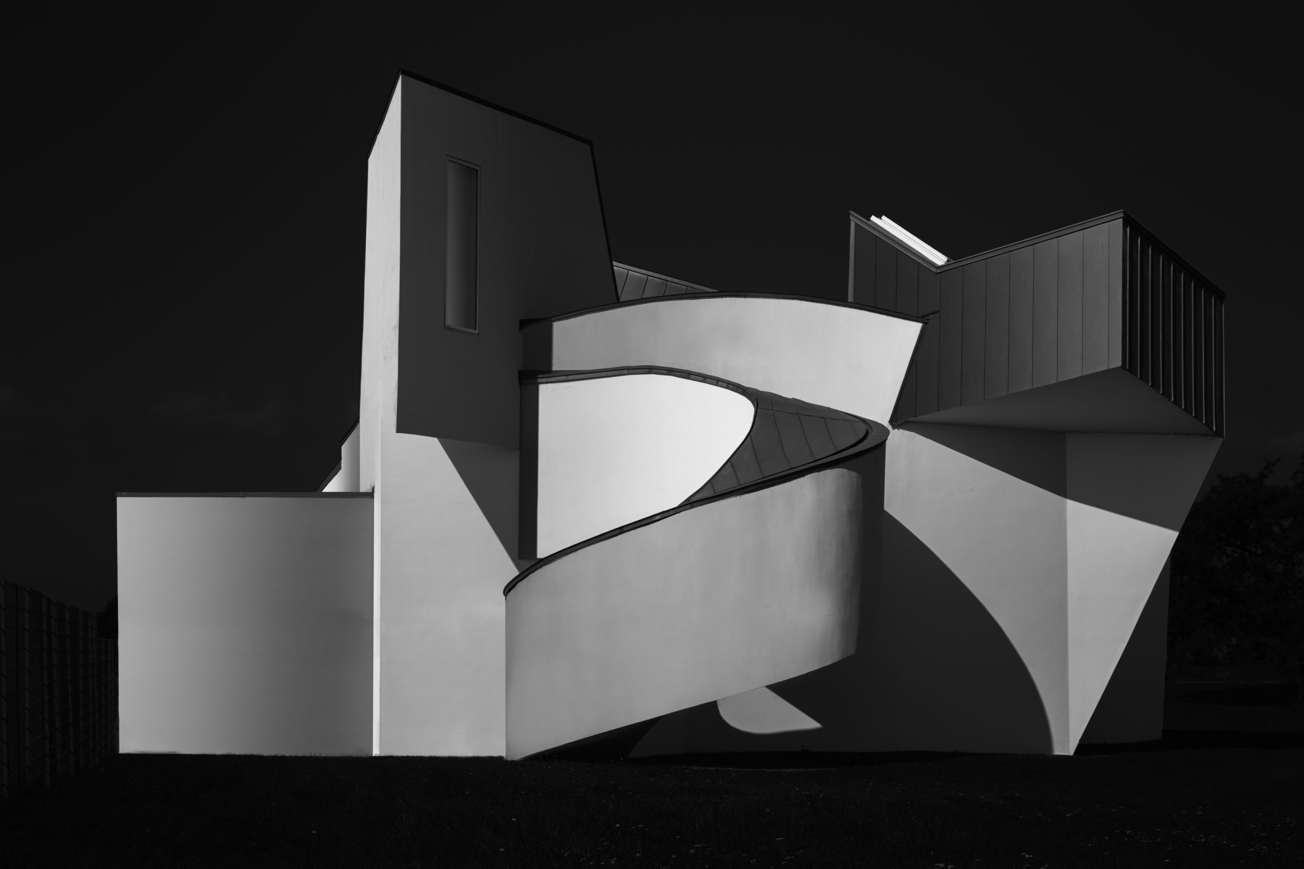 Moderne Architektur in schwarzweiß